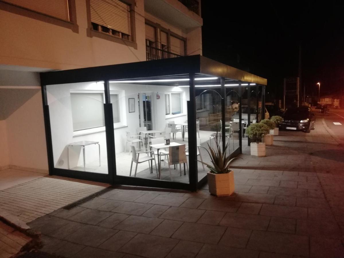 Hotel El Millon Viveiro Buitenkant foto