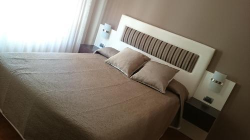 Hotel El Millon Viveiro Buitenkant foto